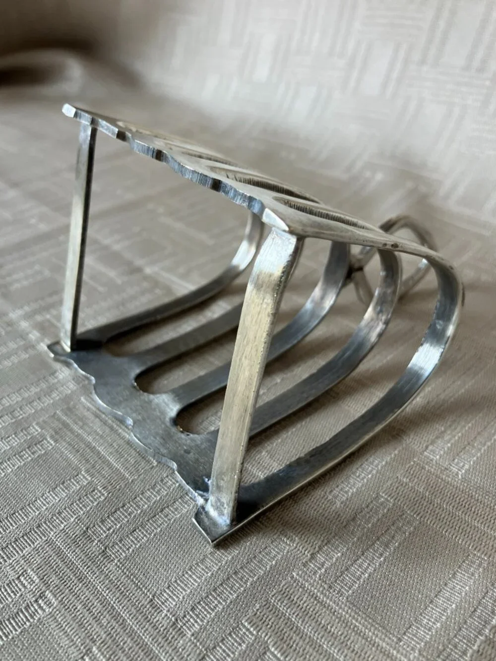 Vintage Silver Plated 4 Slot Toast Rack/Letter Holder Spade Handle